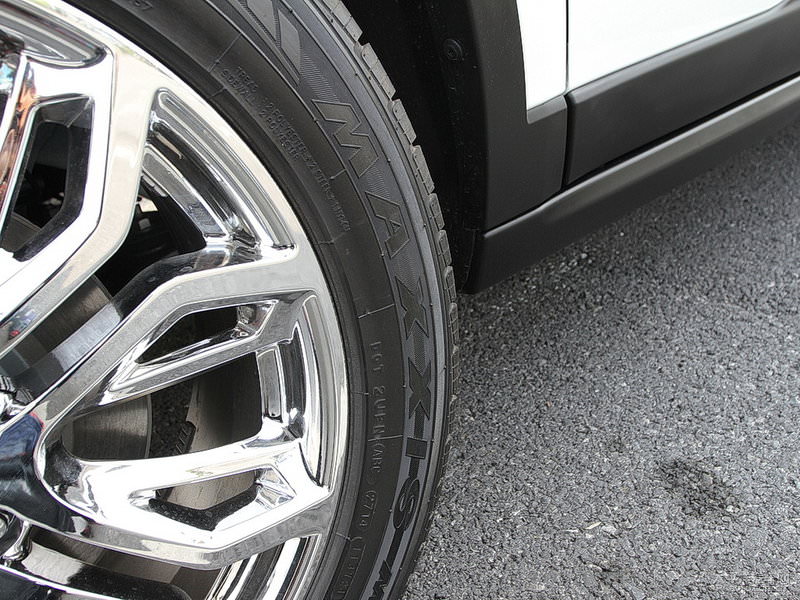 Üç kat daha ucuz Çinli Evoque peynir ekmek gibi satıyor