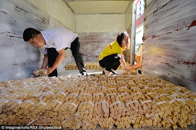 Bozuk parayla BMW almaya kalktı