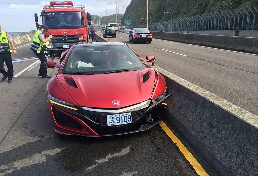 Süperspor otomobil kazaları