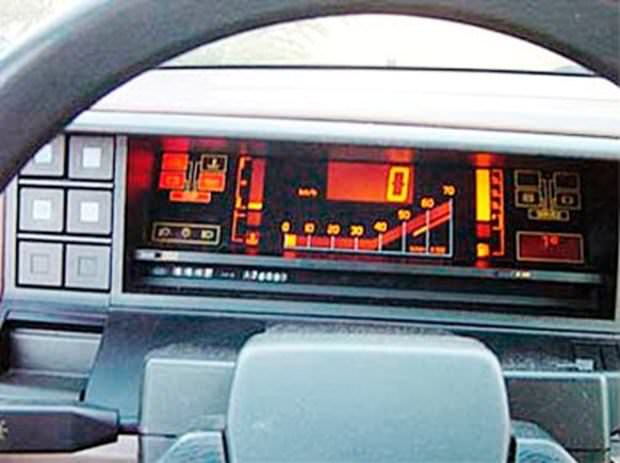 80'li yıllara damgasını vuran otomobil konsolları