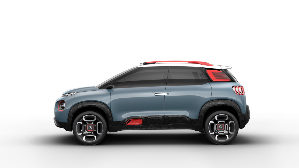2017 Citroen C-Aircross Concept