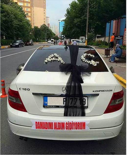  Görebileceğiniz en ilginç düğün aracı yazıları