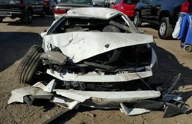 Hurdaya dönen lüks otomobiller