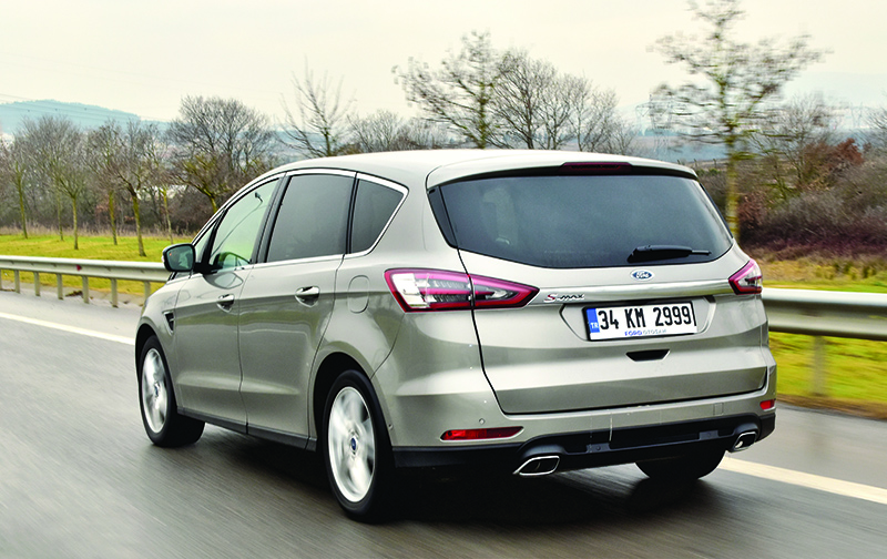 Test · Ford S-Max 2.0 TDCi Powershift Titanium