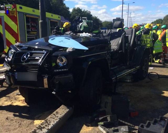 Hurdaya dönen lüks otomobiller