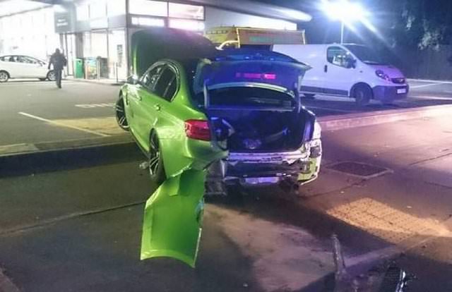 Hurdaya dönen lüks otomobiller