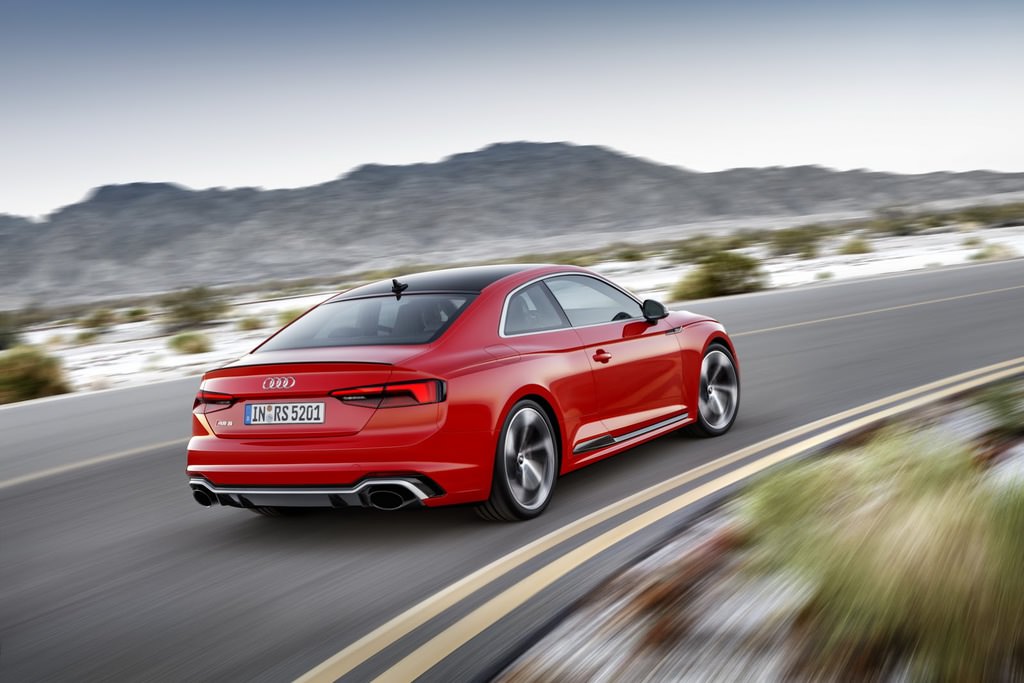 Yeni Audi RS5 Coupe Cenevre’de