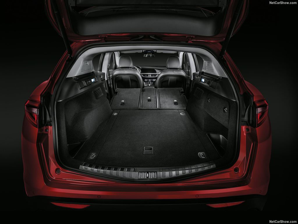 Alfa Romeo’nun SUV’si Türkiye yolunda. İşte geliş tarihi…