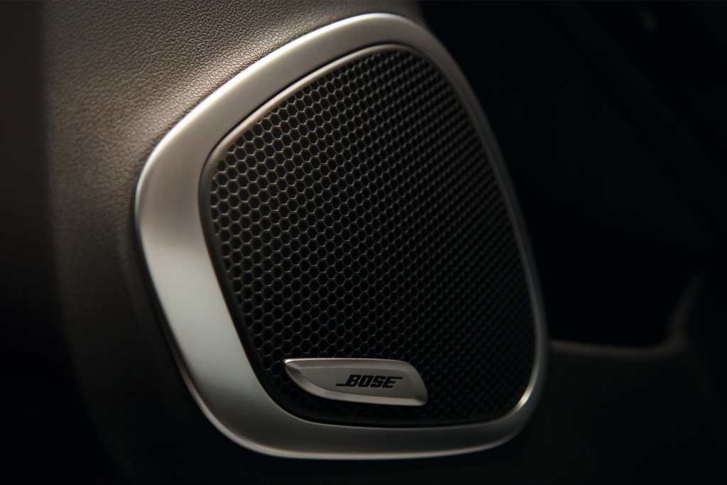 Makyajlı Captur Cenevre’de