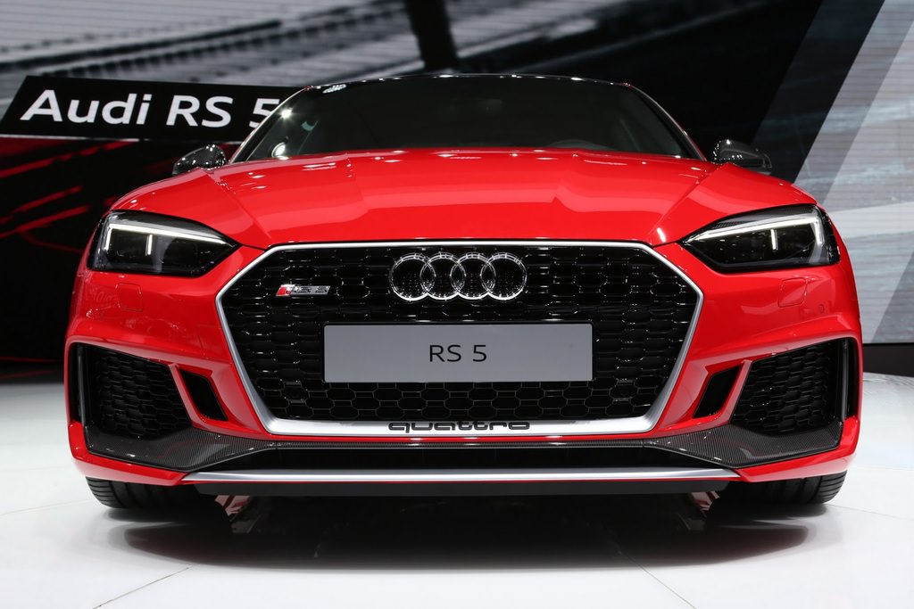 Yeni Audi RS5 Coupe Cenevre’de