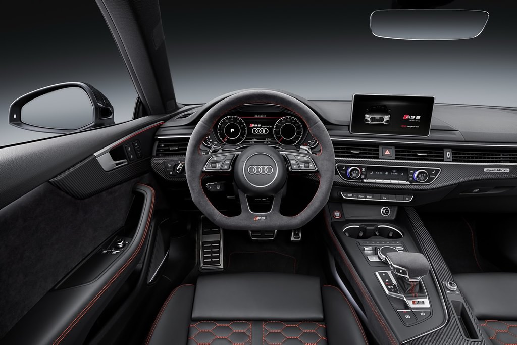 Yeni Audi RS5 Coupe Cenevre’de