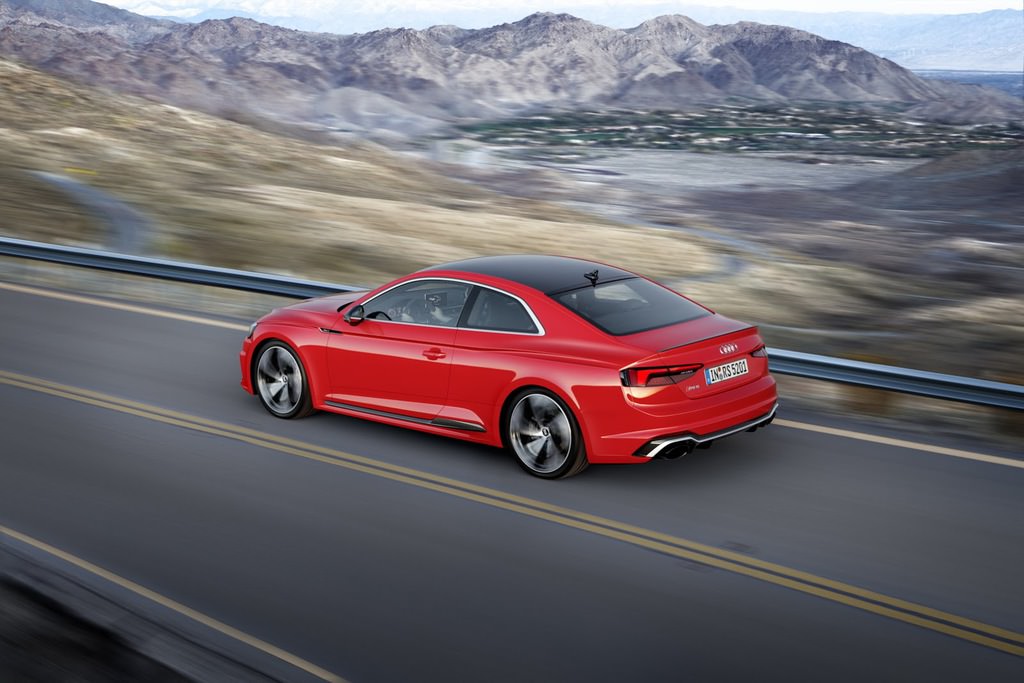 Yeni Audi RS5 Coupe Cenevre’de