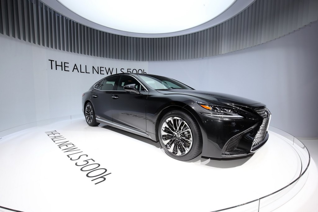 Lexus LS 500h