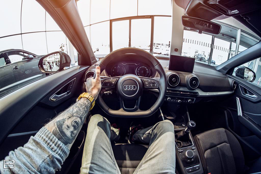 Çılgın fotoğrafçı, kullandığı tüm otomobilleri fotoğrafladı