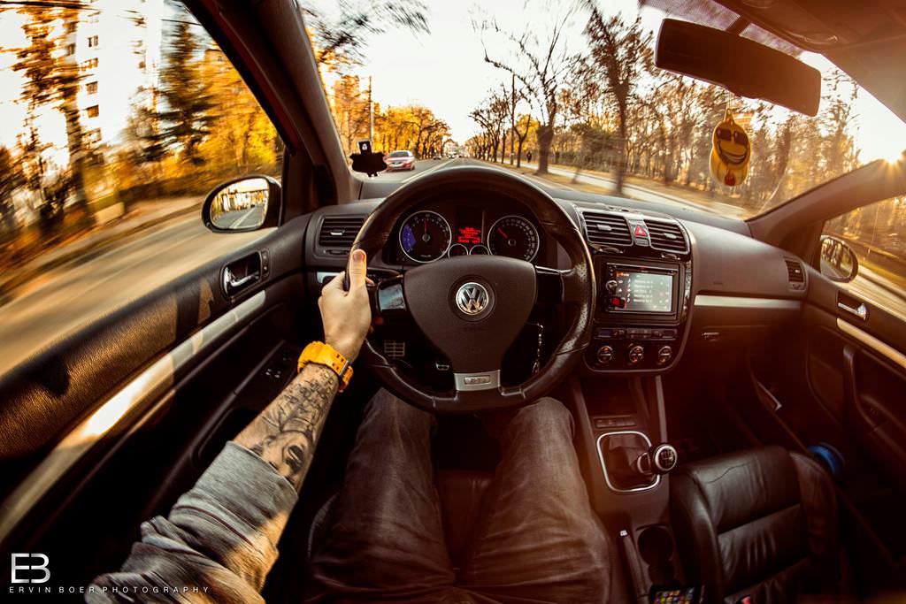 Çılgın fotoğrafçı, kullandığı tüm otomobilleri fotoğrafladı