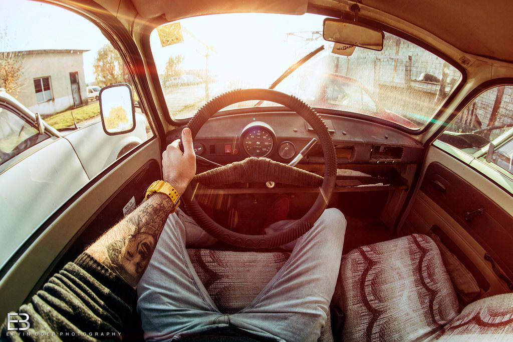 Çılgın fotoğrafçı, kullandığı tüm otomobilleri fotoğrafladı