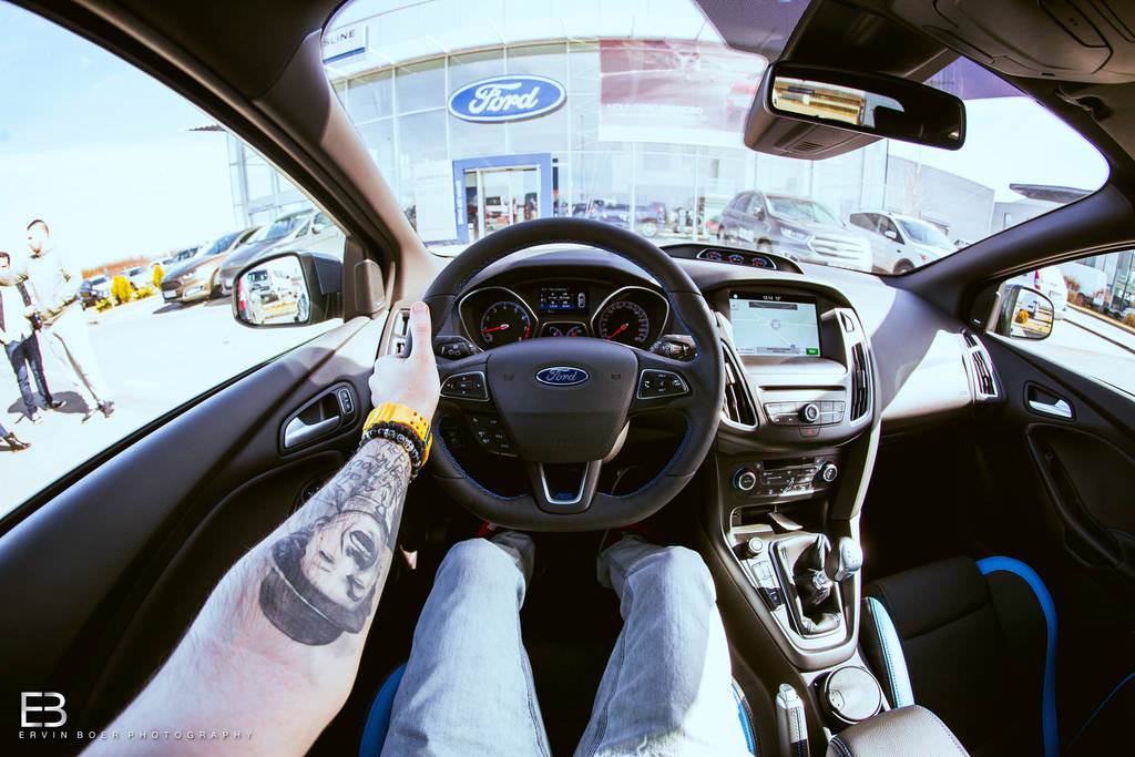 Çılgın fotoğrafçı, kullandığı tüm otomobilleri fotoğrafladı