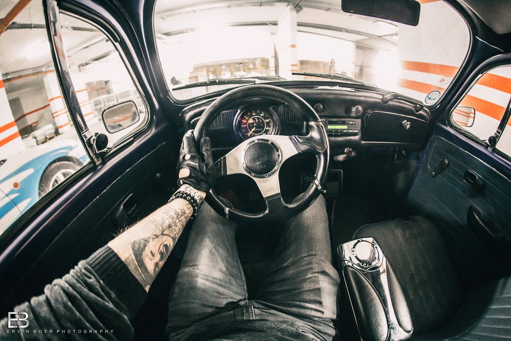 Çılgın fotoğrafçı, kullandığı tüm otomobilleri fotoğrafladı