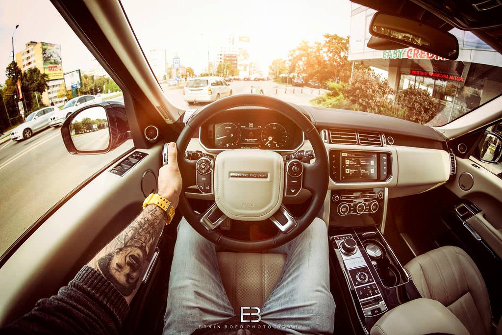 Çılgın fotoğrafçı, kullandığı tüm otomobilleri fotoğrafladı