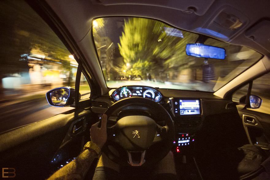 Çılgın fotoğrafçı, kullandığı tüm otomobilleri fotoğrafladı