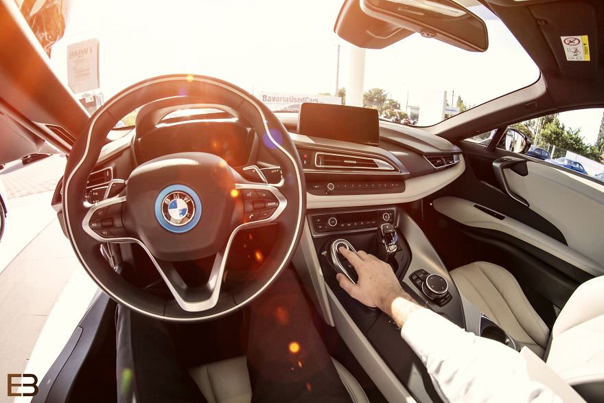 Çılgın fotoğrafçı, kullandığı tüm otomobilleri fotoğrafladı