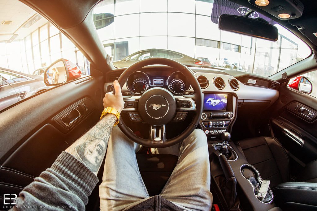 Çılgın fotoğrafçı, kullandığı tüm otomobilleri fotoğrafladı