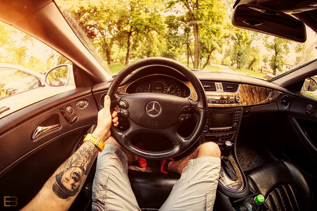 Çılgın fotoğrafçı, kullandığı tüm otomobilleri fotoğrafladı