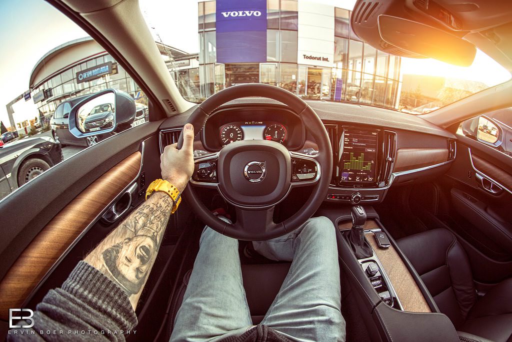 Çılgın fotoğrafçı, kullandığı tüm otomobilleri fotoğrafladı