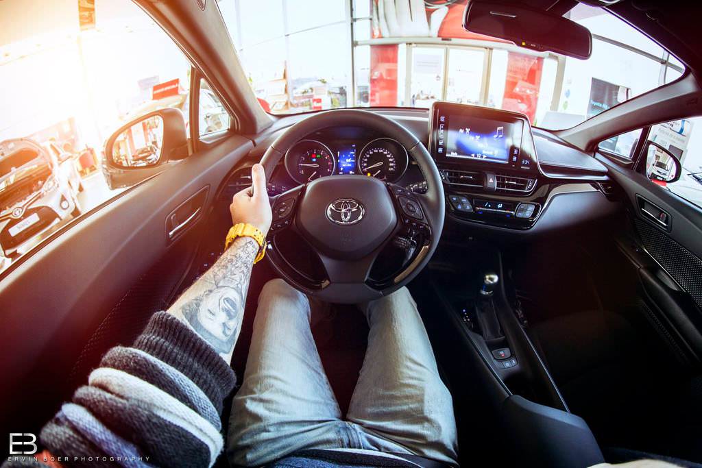 Çılgın fotoğrafçı, kullandığı tüm otomobilleri fotoğrafladı