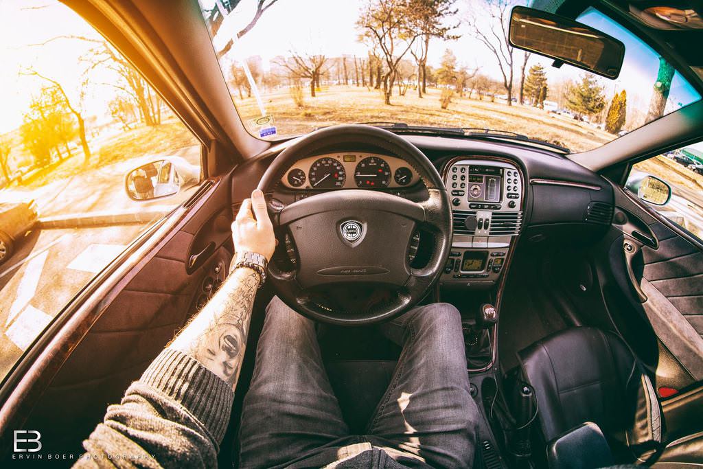 Çılgın fotoğrafçı, kullandığı tüm otomobilleri fotoğrafladı