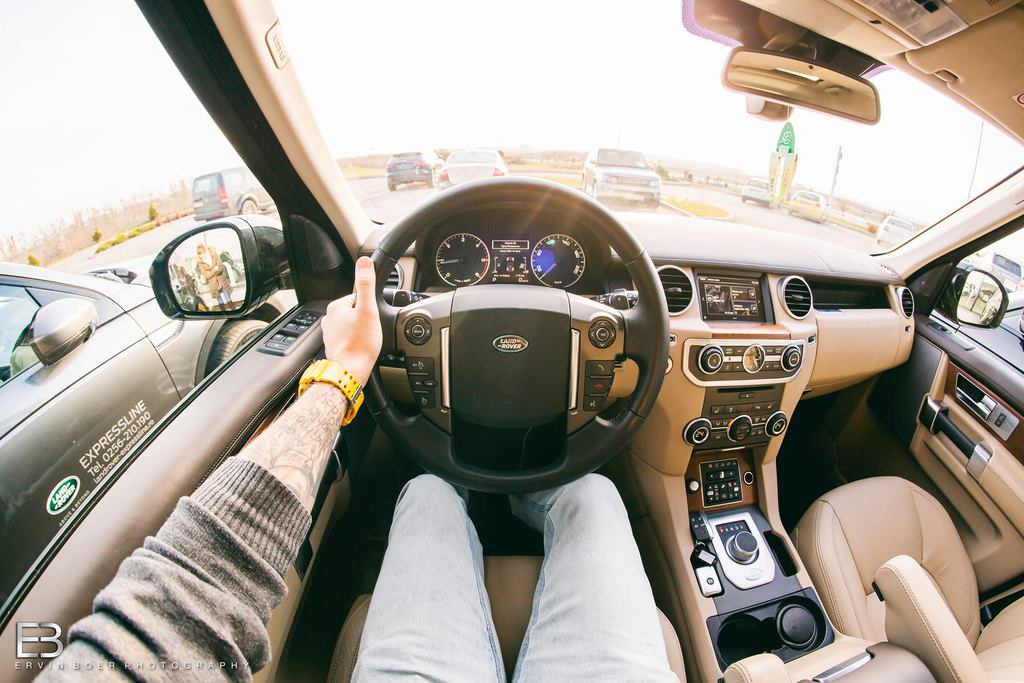 Çılgın fotoğrafçı, kullandığı tüm otomobilleri fotoğrafladı