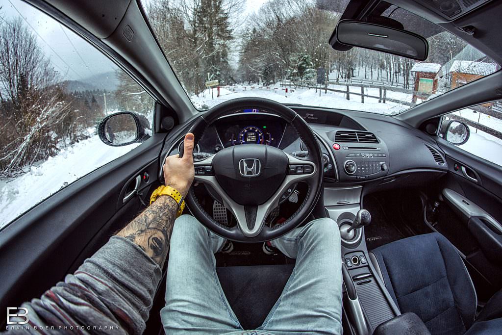 Çılgın fotoğrafçı, kullandığı tüm otomobilleri fotoğrafladı