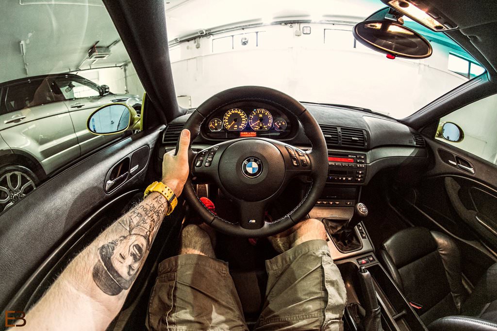 Çılgın fotoğrafçı, kullandığı tüm otomobilleri fotoğrafladı