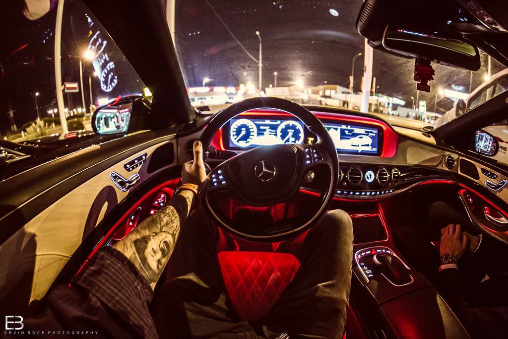 Çılgın fotoğrafçı, kullandığı tüm otomobilleri fotoğrafladı