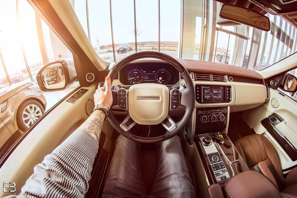 Çılgın fotoğrafçı, kullandığı tüm otomobilleri fotoğrafladı