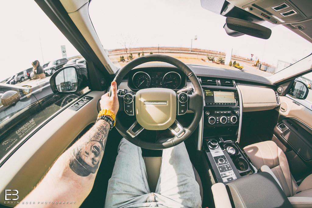 Çılgın fotoğrafçı, kullandığı tüm otomobilleri fotoğrafladı