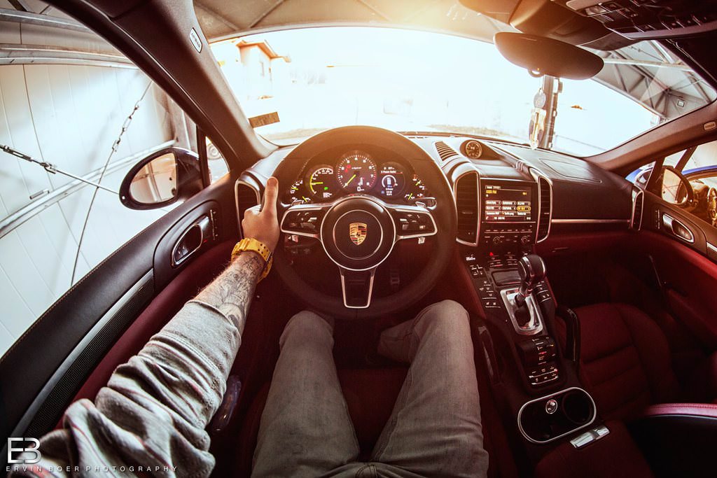 Çılgın fotoğrafçı, kullandığı tüm otomobilleri fotoğrafladı