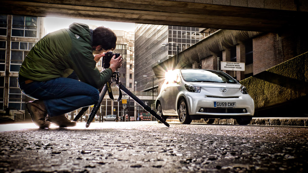 Çılgın fotoğrafçı, kullandığı tüm otomobilleri fotoğrafladı