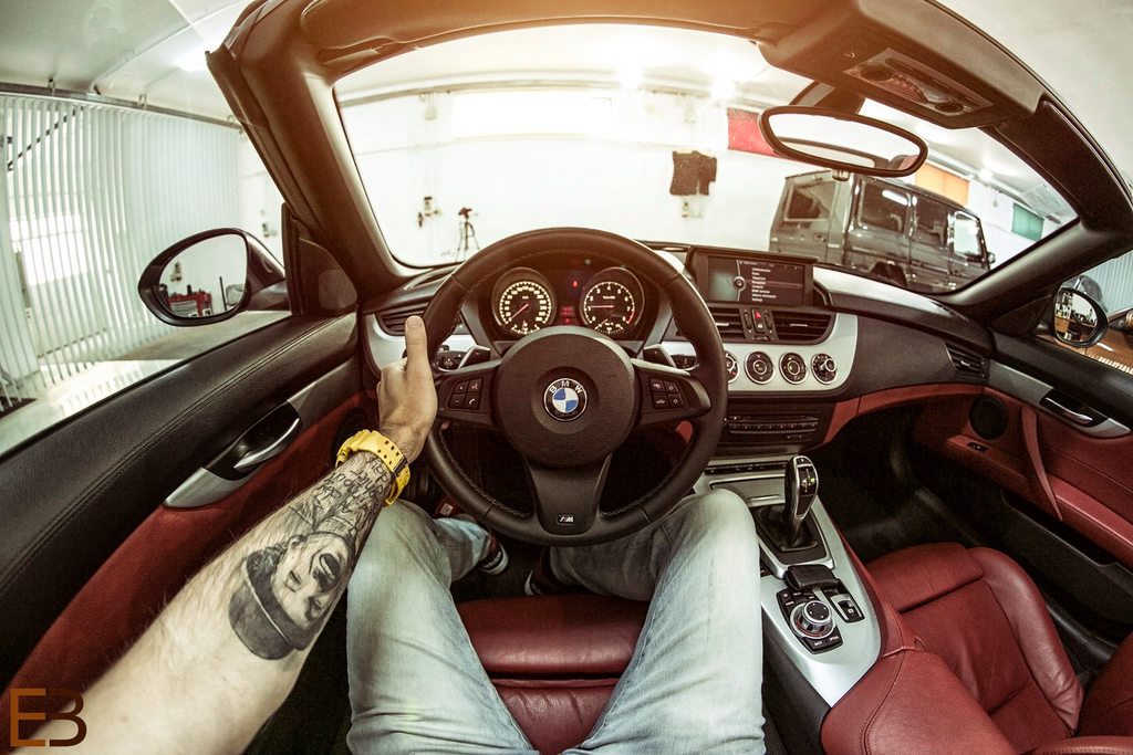 Çılgın fotoğrafçı, kullandığı tüm otomobilleri fotoğrafladı