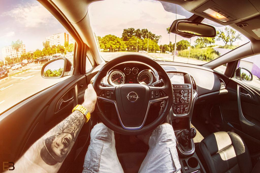 Çılgın fotoğrafçı, kullandığı tüm otomobilleri fotoğrafladı