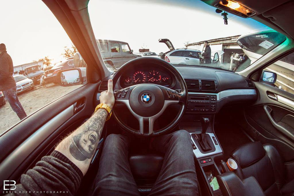 Çılgın fotoğrafçı, kullandığı tüm otomobilleri fotoğrafladı