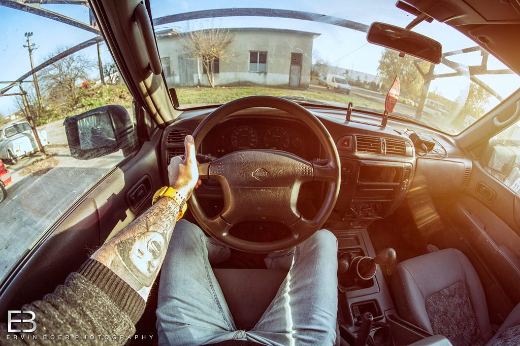 Çılgın fotoğrafçı, kullandığı tüm otomobilleri fotoğrafladı