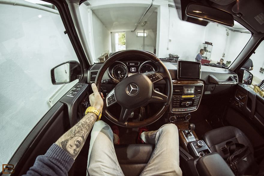 Çılgın fotoğrafçı, kullandığı tüm otomobilleri fotoğrafladı