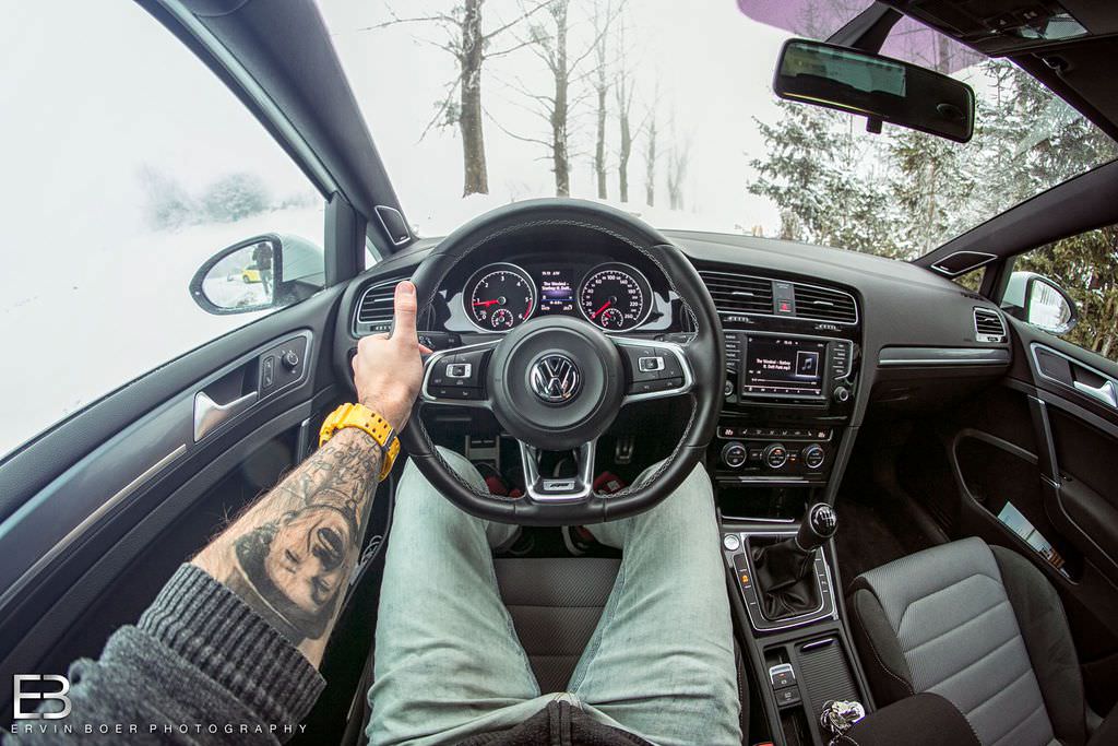 Çılgın fotoğrafçı, kullandığı tüm otomobilleri fotoğrafladı