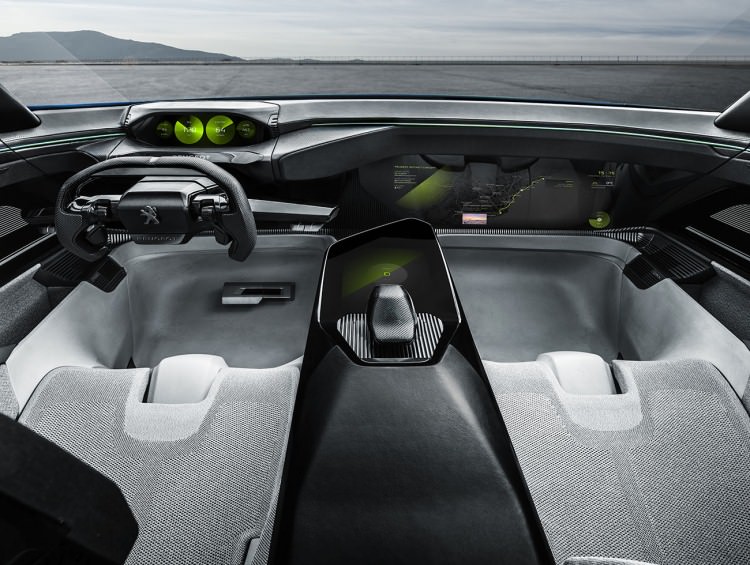 Yepyeni bir konsept: Peugeot Instinct