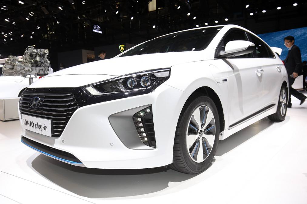 2017 Hyundai FE Concept