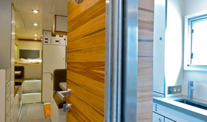 Dışı zırhlı kamyon içi rezidans 