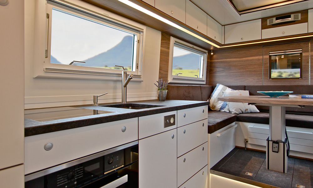 Dışı zırhlı kamyon içi rezidans 