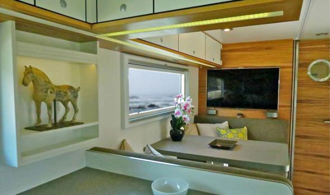 Dışı zırhlı kamyon içi rezidans 