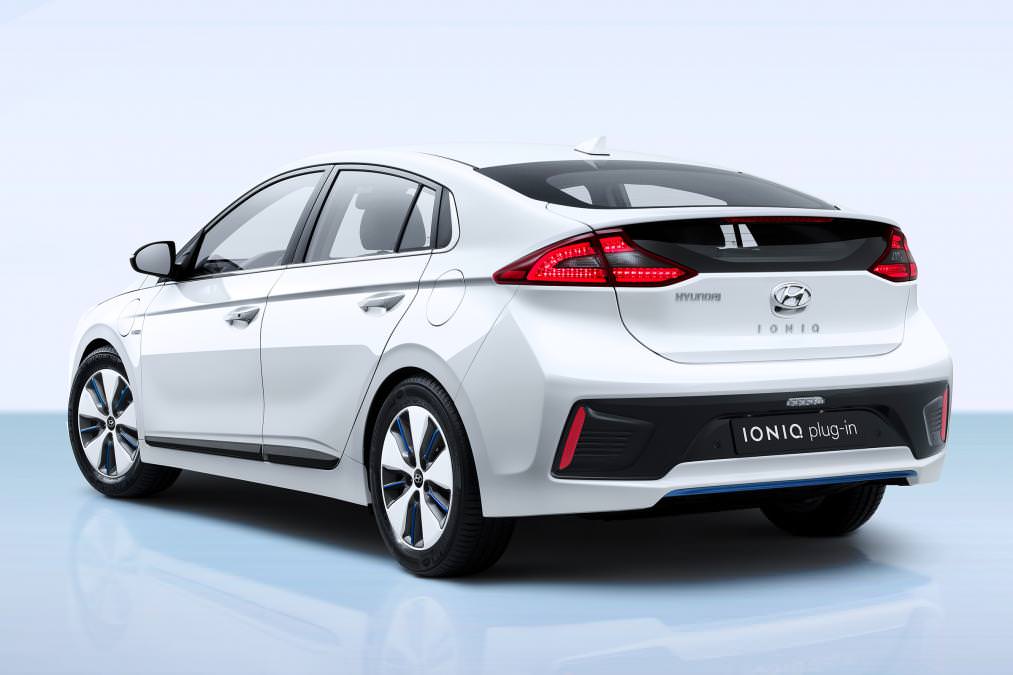 2017 Hyundai FE Concept